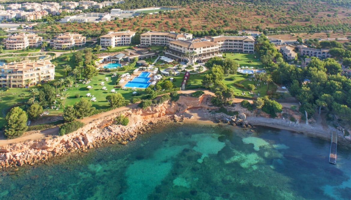 The St. Regis Mardavall Mallorca Resort